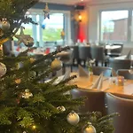 Restaurant Ostsee-anker Hotel 2*